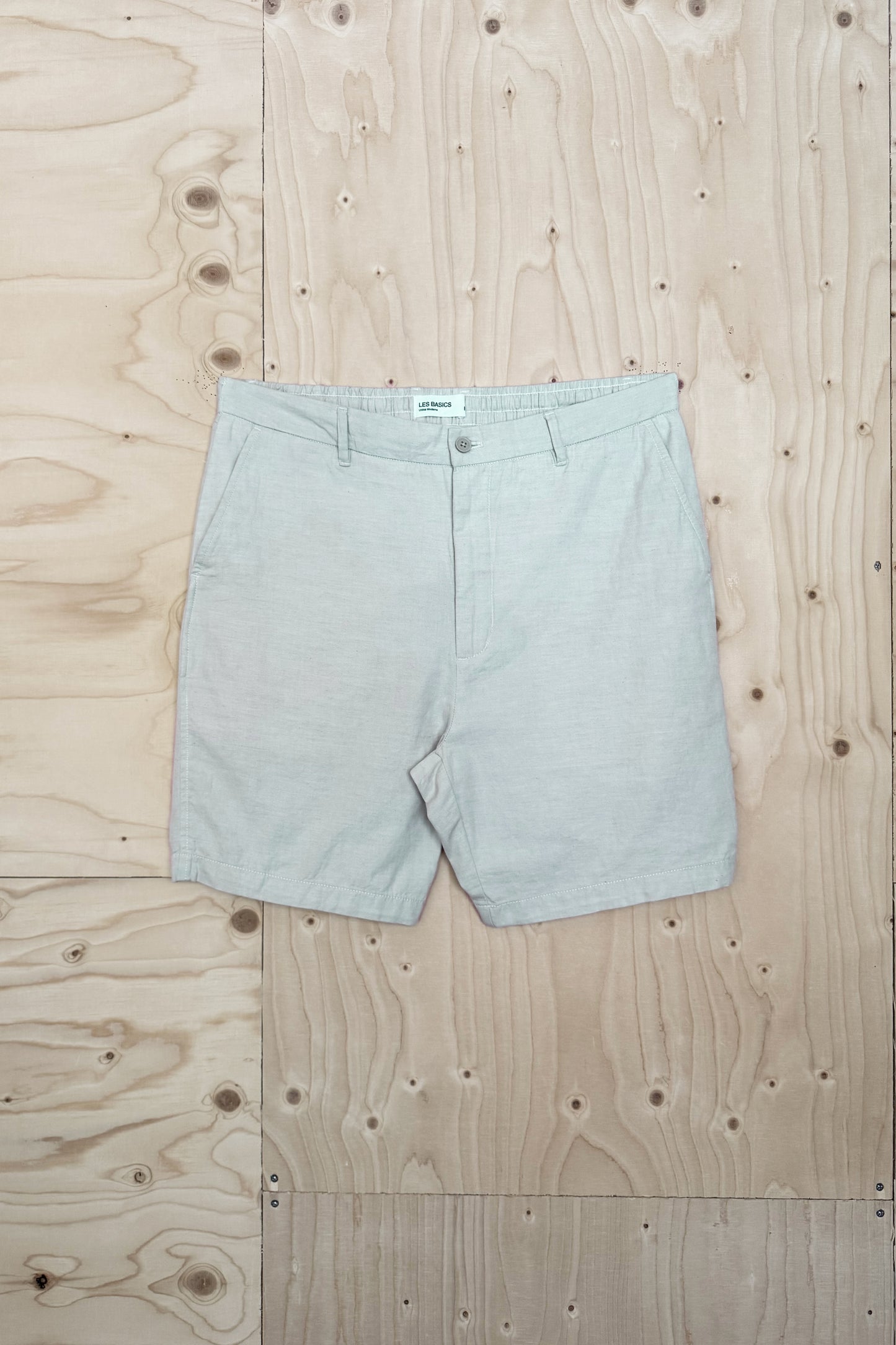 Le Leisure Short - Putty