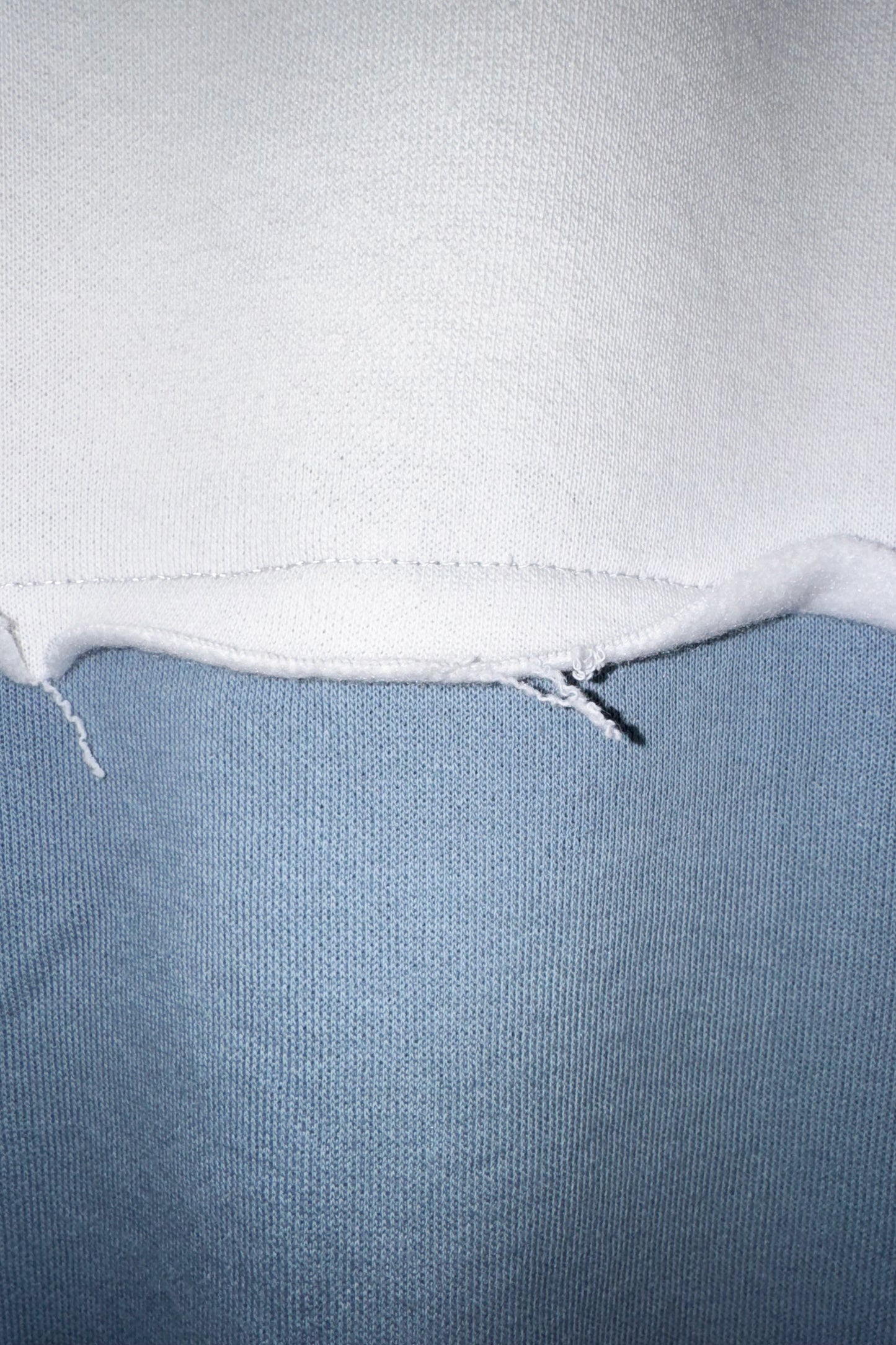 Sweatshirt - White & Petrol